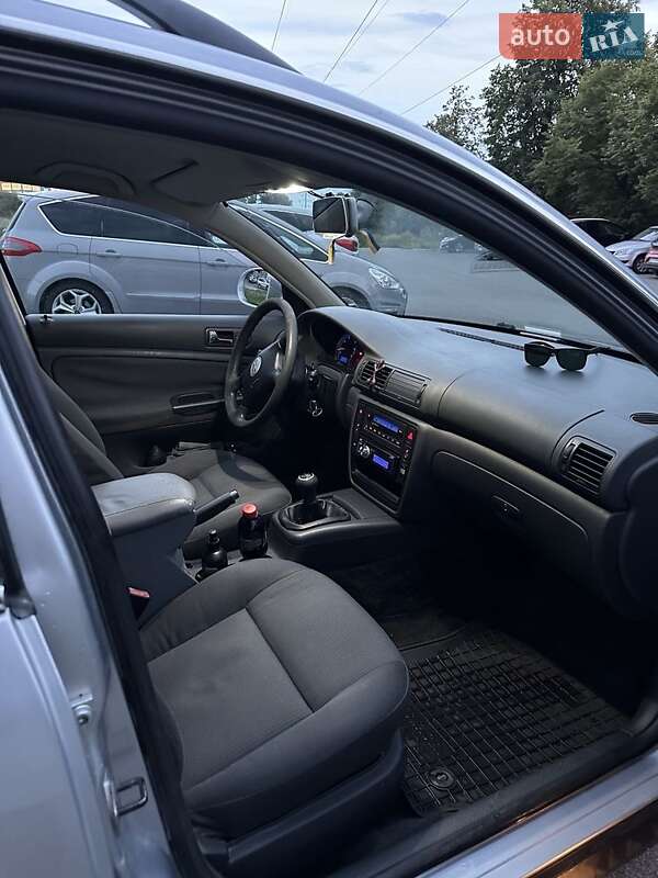 Универсал Volkswagen Passat 2004 в Чернигове фото 4 Универсал Volkswagen Passat 2004 в Чернигове