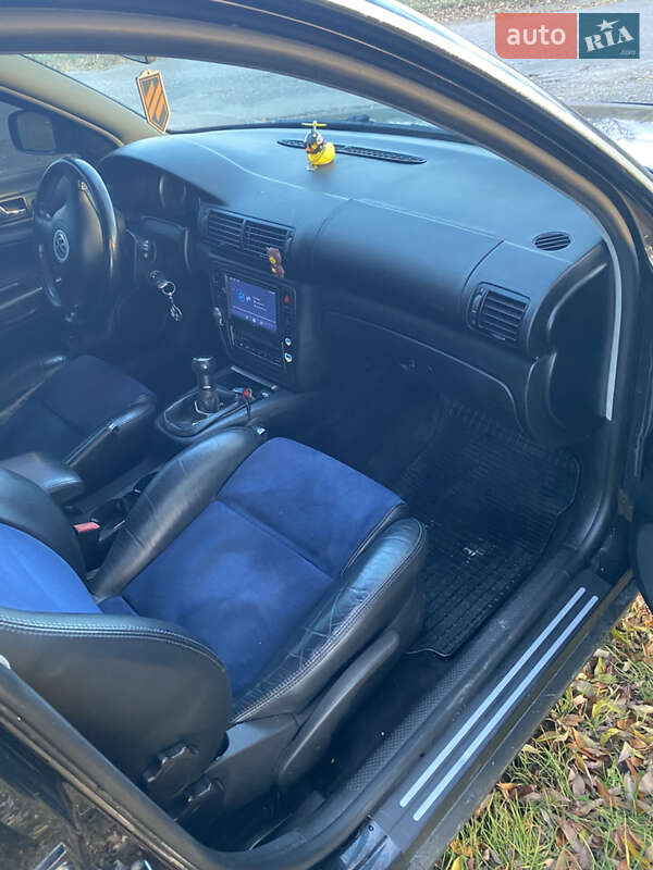 Седан Volkswagen Passat 2003 в Тернополе