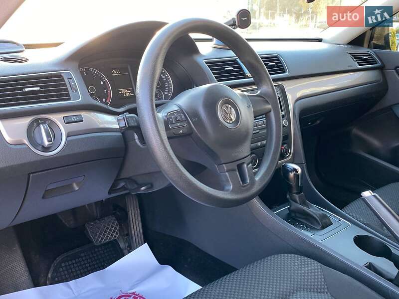 Седан Volkswagen Passat 2013 в Львове фото 10 Седан Volkswagen Passat 2013 в Львове