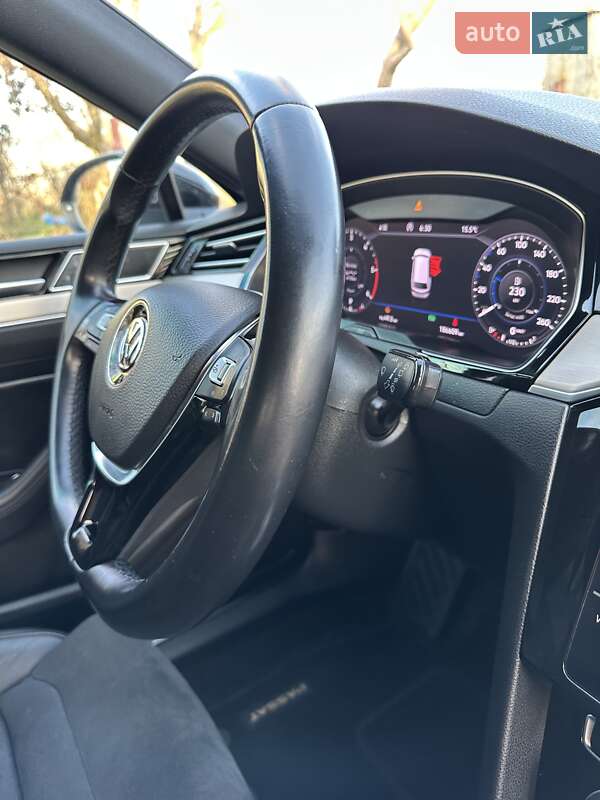Универсал Volkswagen Passat 2019 в Стрые фото 69 Универсал Volkswagen Passat 2019 в Стрые
