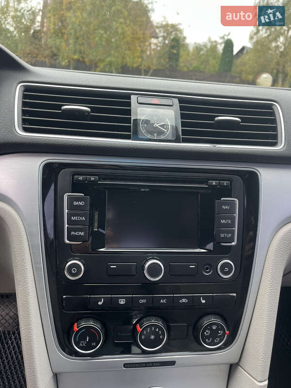 Седан Volkswagen Passat 2013 в Черновцах фото 11 Седан Volkswagen Passat 2013 в Черновцах