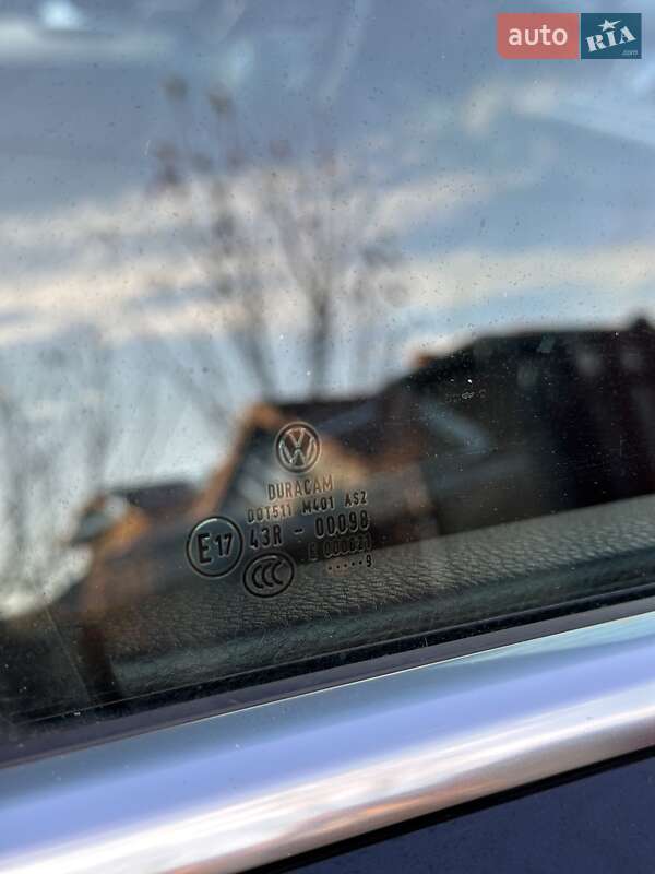 Универсал Volkswagen Passat 2019 в Стрые фото 131 Универсал Volkswagen Passat 2019 в Стрые