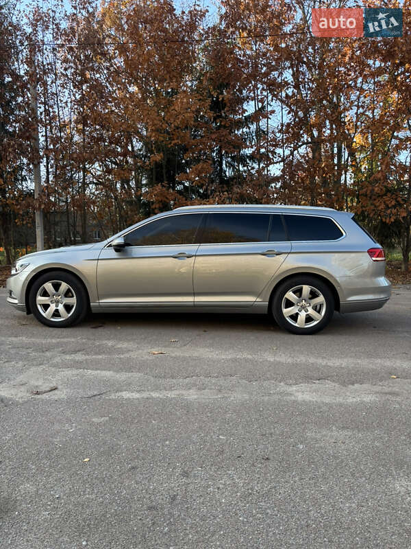 Универсал Volkswagen Passat 2015 в Житомире фото 3 Универсал Volkswagen Passat 2015 в Житомире