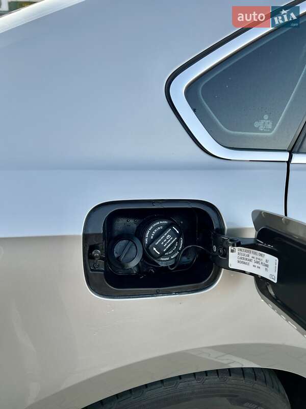 Седан Volkswagen Passat 2012 в Софиевской Борщаговке