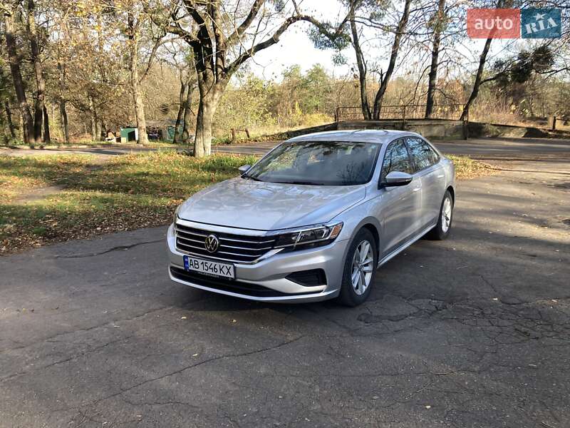 Седан Volkswagen Passat 2020 в Виннице