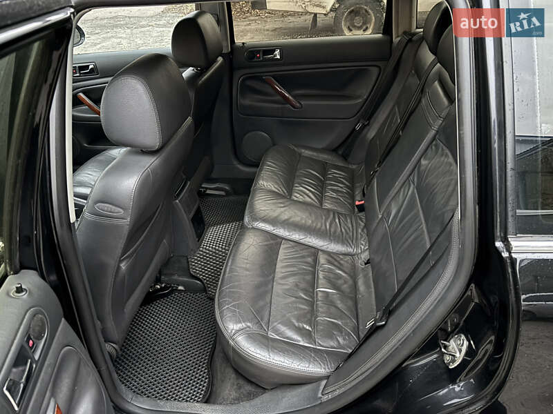 Универсал Volkswagen Passat 2004 в Чернигове