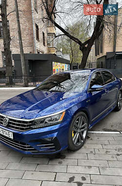 Седан Volkswagen Passat 2017 в Кропивницькому