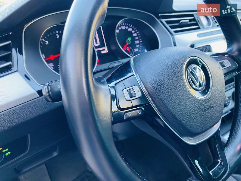 Универсал Volkswagen Passat 2016 в Хмельницком фото 7 Универсал Volkswagen Passat 2016 в Хмельницком