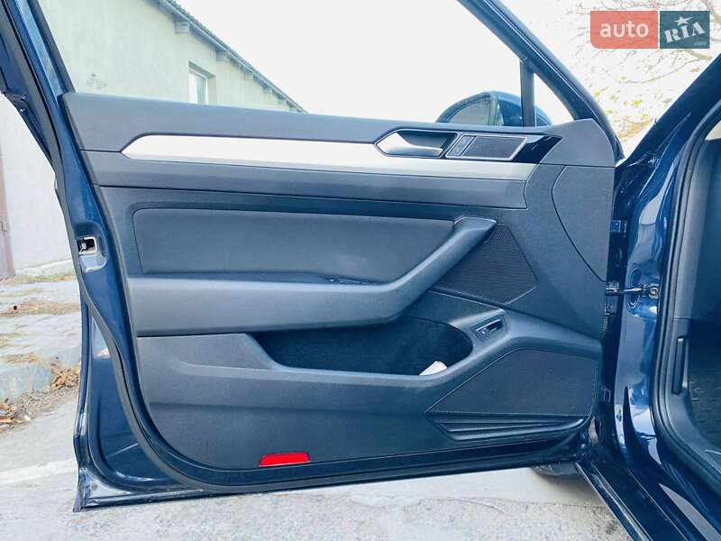 Универсал Volkswagen Passat 2016 в Хмельницком фото 22 Универсал Volkswagen Passat 2016 в Хмельницком