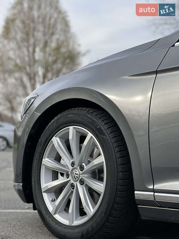 Універсал Volkswagen Passat 2016 в Києві
