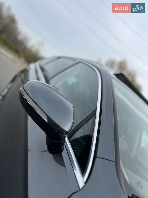 Універсал Volkswagen Passat 2016 в Києві