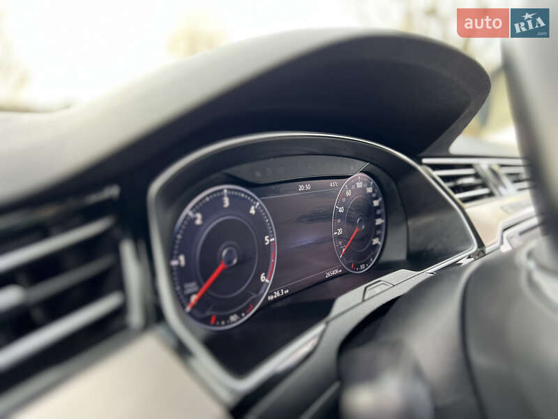 Універсал Volkswagen Passat 2016 в Києві