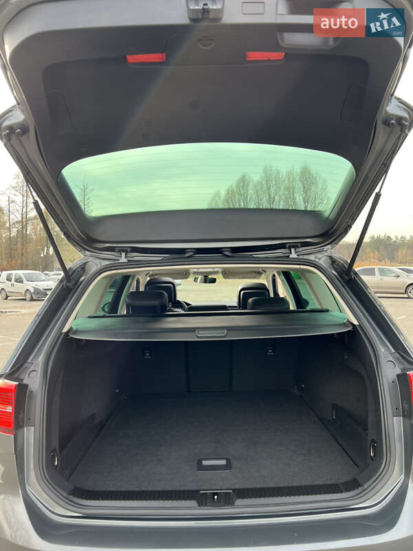 Універсал Volkswagen Passat 2016 в Києві