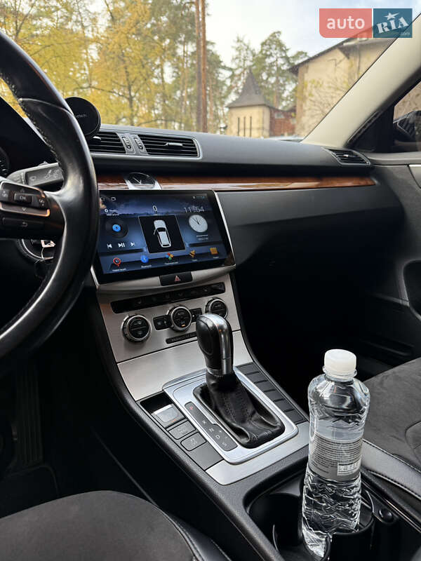 Седан Volkswagen Passat 2012 в Киеве фото 12 Седан Volkswagen Passat 2012 в Киеве