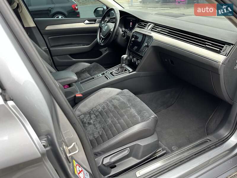 Седан Volkswagen Passat 2018 в Виннице фото 7 Седан Volkswagen Passat 2018 в Виннице