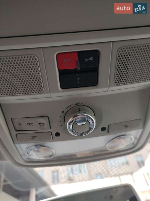 Седан Volkswagen Passat 2016 в Киеве