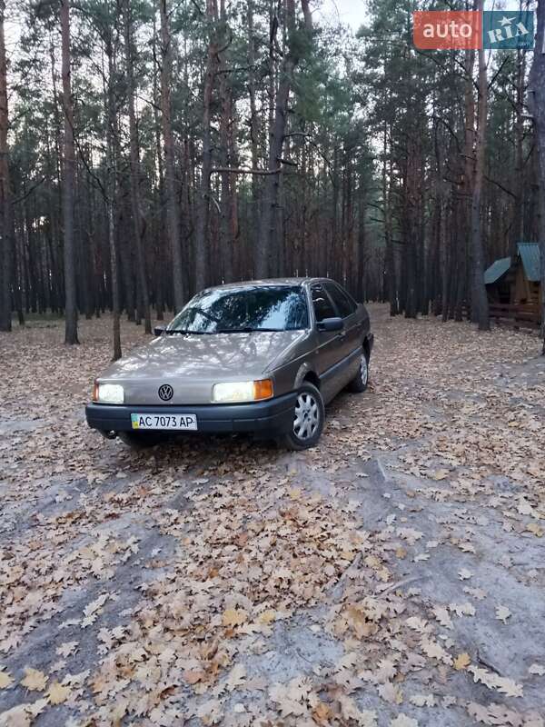 Volkswagen Passat 1989