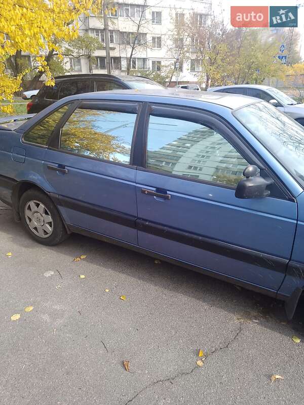 Седан Volkswagen Passat 1993 в Киеве фото 8 Седан Volkswagen Passat 1993 в Киеве