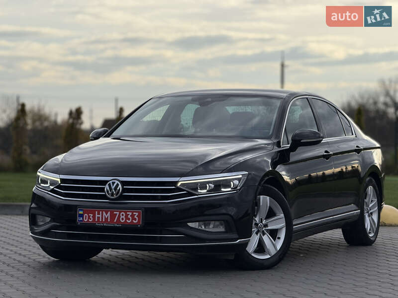 Седан Volkswagen Passat 2019 в Луцьку