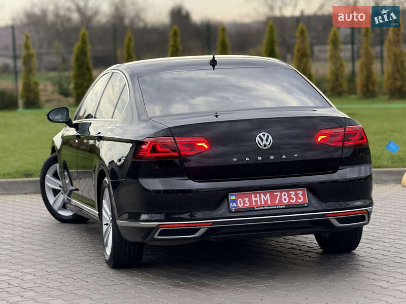 Седан Volkswagen Passat 2019 в Луцьку