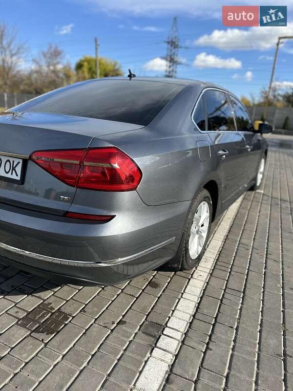Седан Volkswagen Passat 2015 в Павлограде фото 5 Седан Volkswagen Passat 2015 в Павлограде