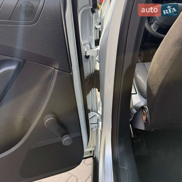 Седан Volkswagen Passat 2009 в Виннице