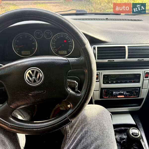 Седан Volkswagen Passat 2001 в Буче фото 3 Седан Volkswagen Passat 2001 в Буче