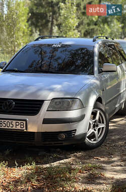 Универсал Volkswagen Passat 2002 в Полтаве