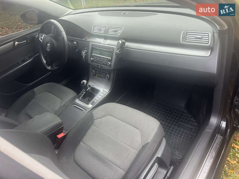 Универсал Volkswagen Passat 2011 в Тернополе фото 15 Универсал Volkswagen Passat 2011 в Тернополе