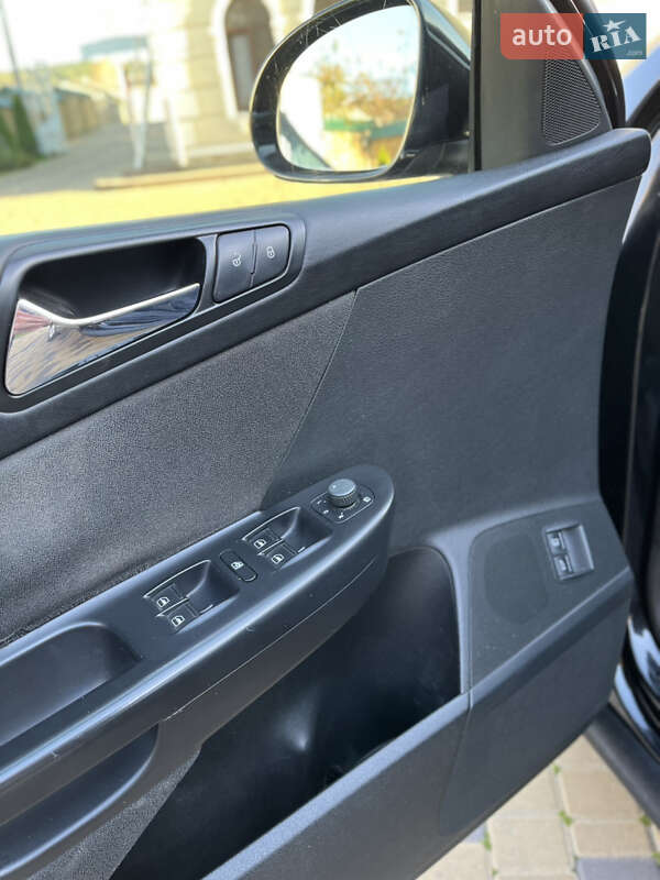 Универсал Volkswagen Passat 2007 в Могилев-Подольске фото 20 Универсал Volkswagen Passat 2007 в Могилев-Подольске