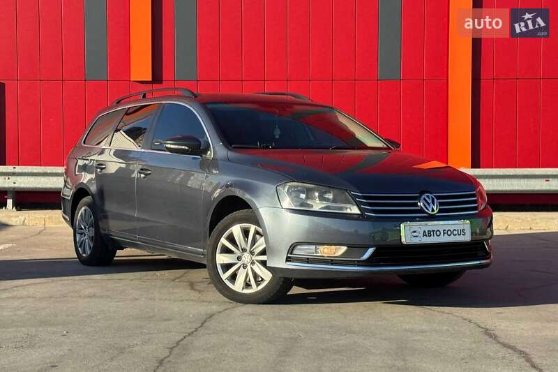 Volkswagen Passat 2011