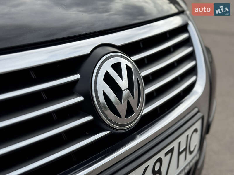 Универсал Volkswagen Passat 2007 в Ровно