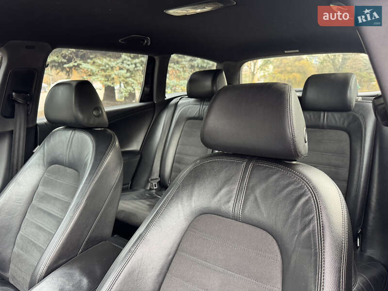 Универсал Volkswagen Passat 2007 в Ровно