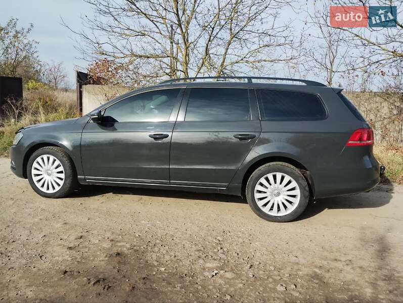 Универсал Volkswagen Passat 2011 в Львове