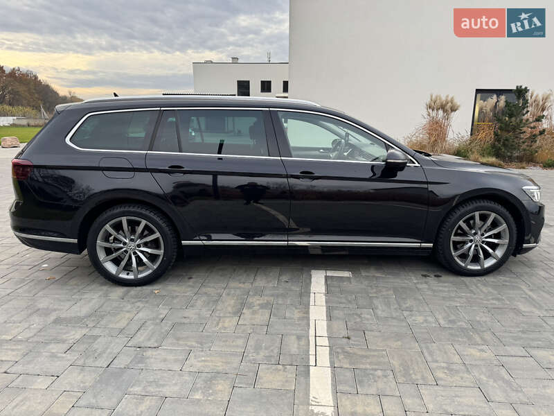 Универсал Volkswagen Passat 2021 в Луцке