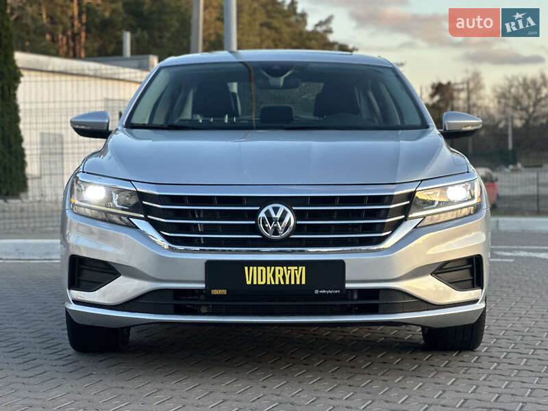 Седан Volkswagen Passat 2021 в Киеве