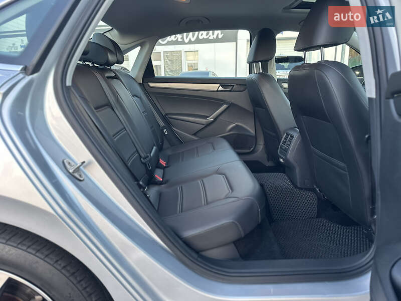 Седан Volkswagen Passat 2021 в Киеве