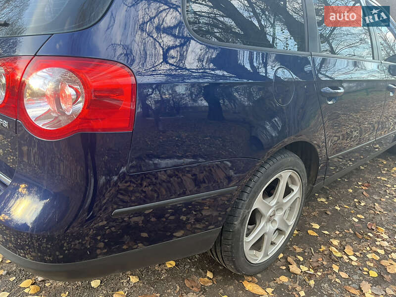 Универсал Volkswagen Passat 2005 в Умани фото 4 Универсал Volkswagen Passat 2005 в Умани