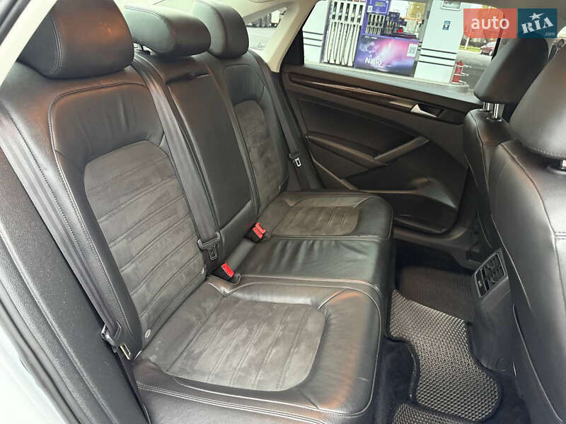 Седан Volkswagen Passat 2014 в Одесі фото 47 Седан Volkswagen Passat 2014 в Одесі