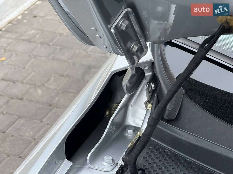 Седан Volkswagen Passat 2014 в Одесі фото 57 Седан Volkswagen Passat 2014 в Одесі