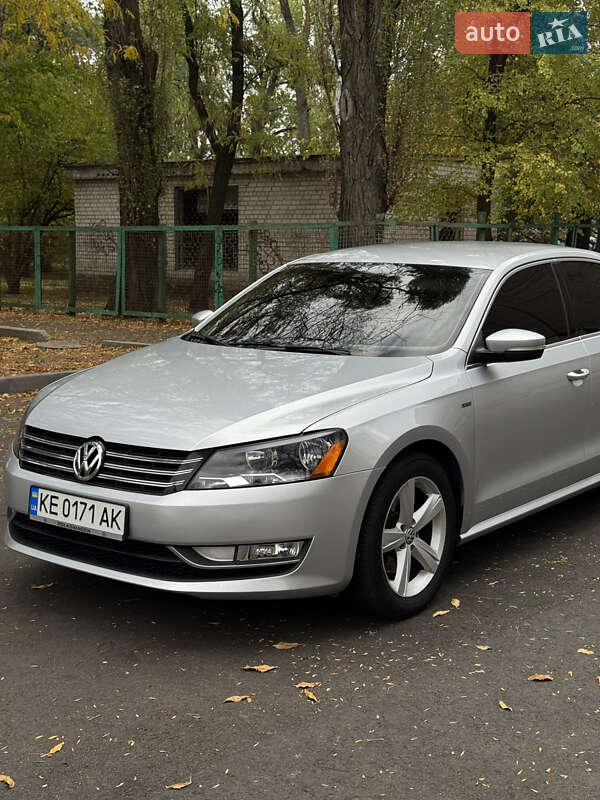 Седан Volkswagen Passat 2015 в Дніпрі