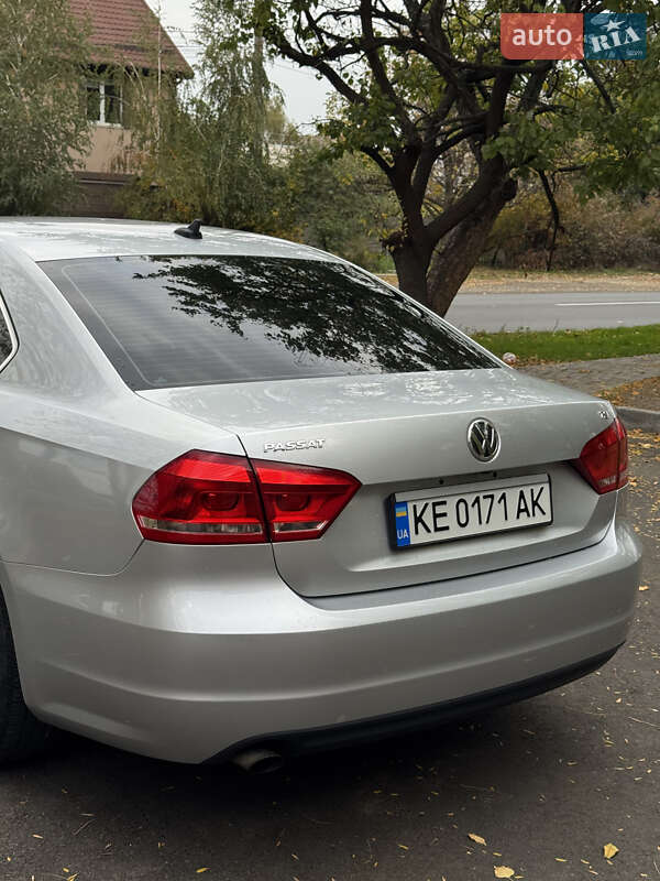 Седан Volkswagen Passat 2015 в Дніпрі