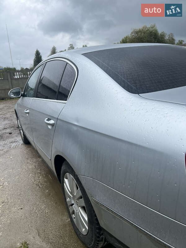 Седан Volkswagen Passat 2006 в Трускавце