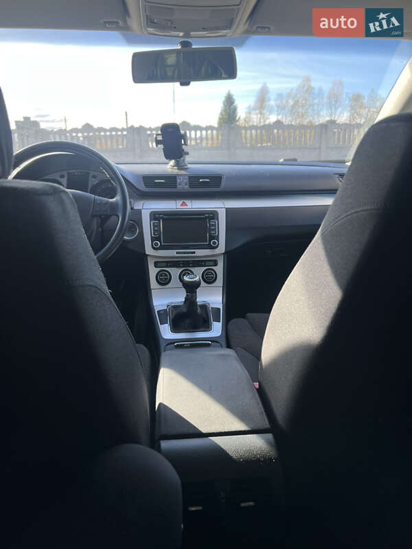 Седан Volkswagen Passat 2006 в Трускавце