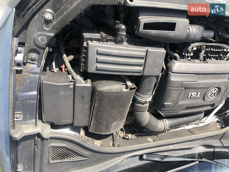 Седан Volkswagen Passat 2015 в Луцке