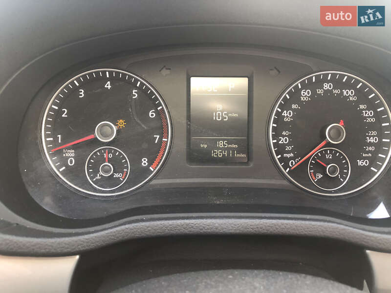 Седан Volkswagen Passat 2015 в Луцке