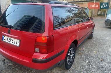 Універсал Volkswagen Passat 1998 в Полтаві