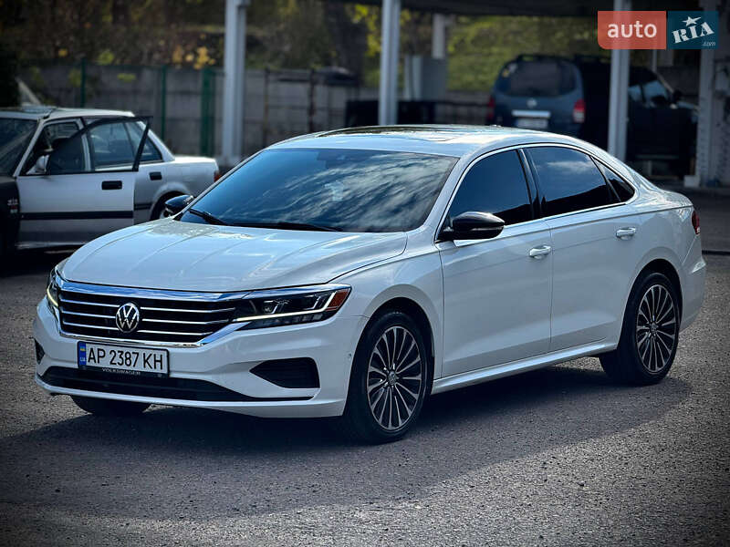 Volkswagen Passat 2021
