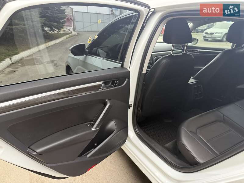 Седан Volkswagen Passat 2017 в Броварах