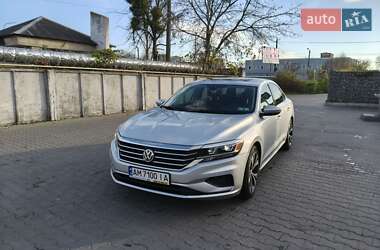 Седан Volkswagen Passat 2020 в Житомирі